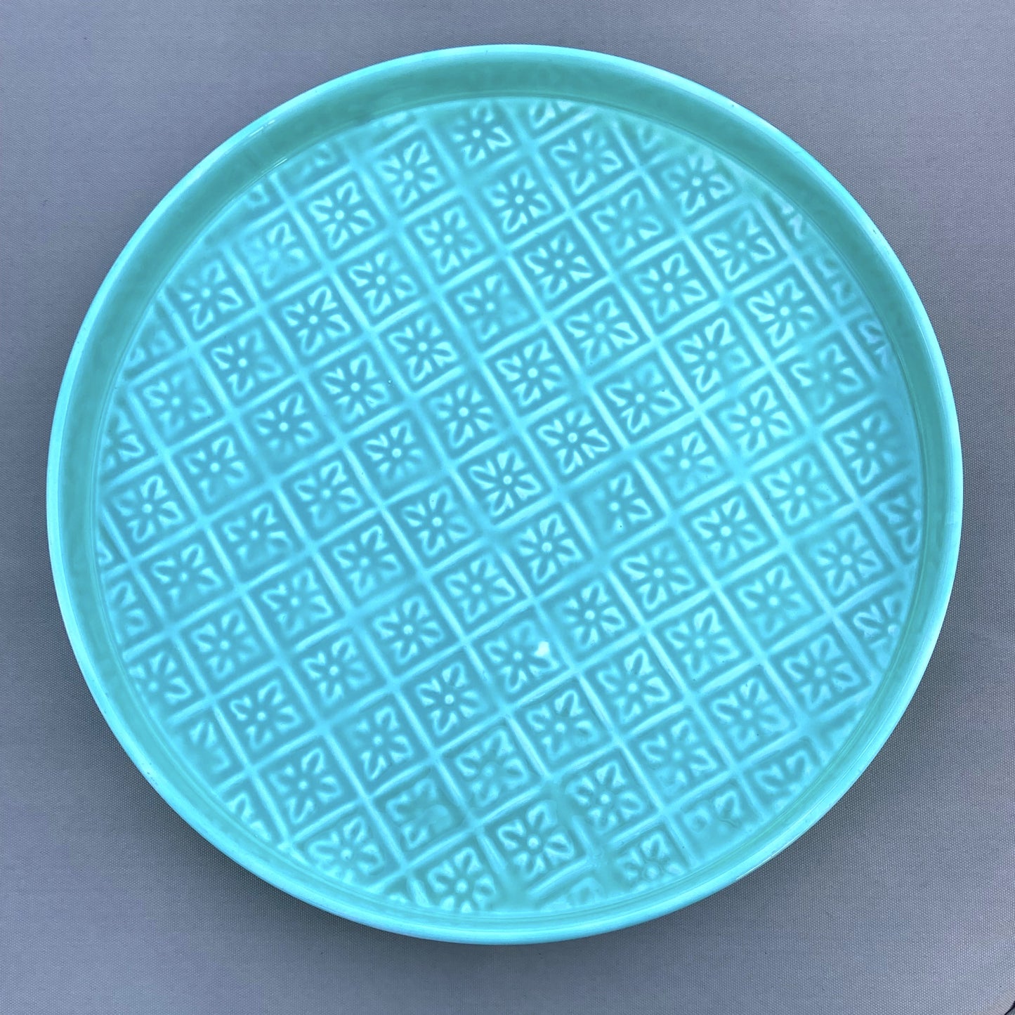 Round Enamel Tray - Aqua
